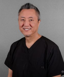 DanielYi. Headshot (1)